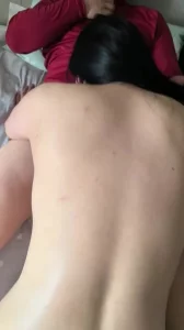 老婆上下其口不亦乐乎
