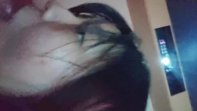 露脸深情深喉